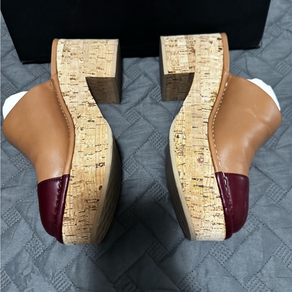 Chanel Clog - Picture 4 of 9